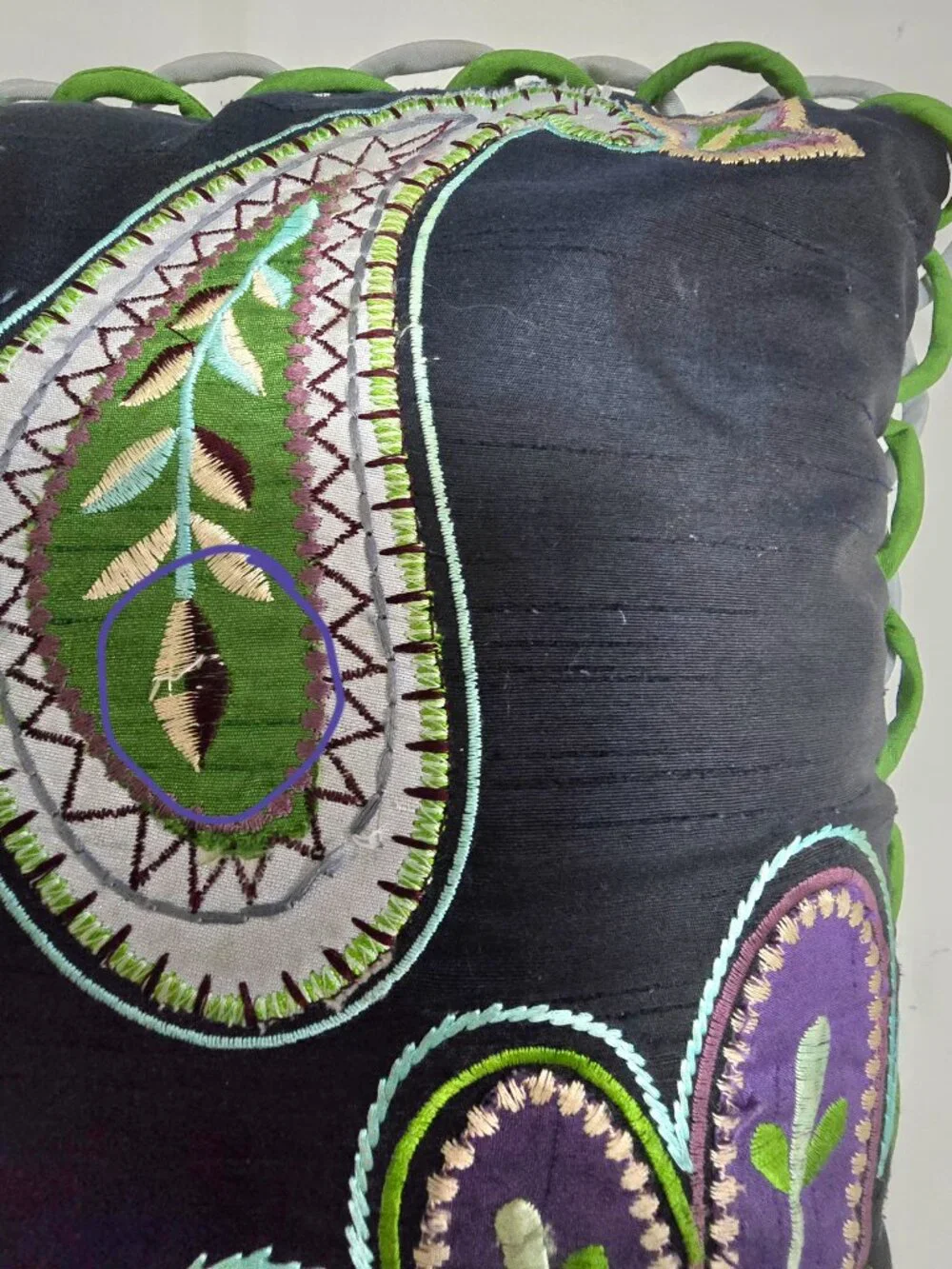 Pier 1 Decorative Paisley Print Throw Pillow Blue Green Purple Zipper EUC.